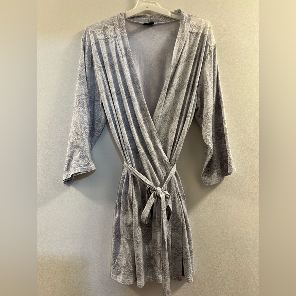 TAHARI Robe Soft Stretch 3/4 Kimono Sleeve O.